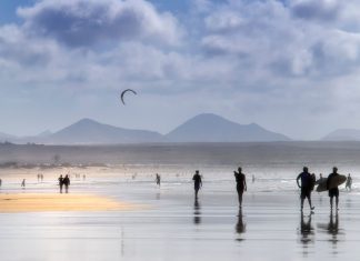 No-deal Easter holiday bonanza as companies cut prices to Europe