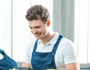 Finding the Best Janitor Service Near You